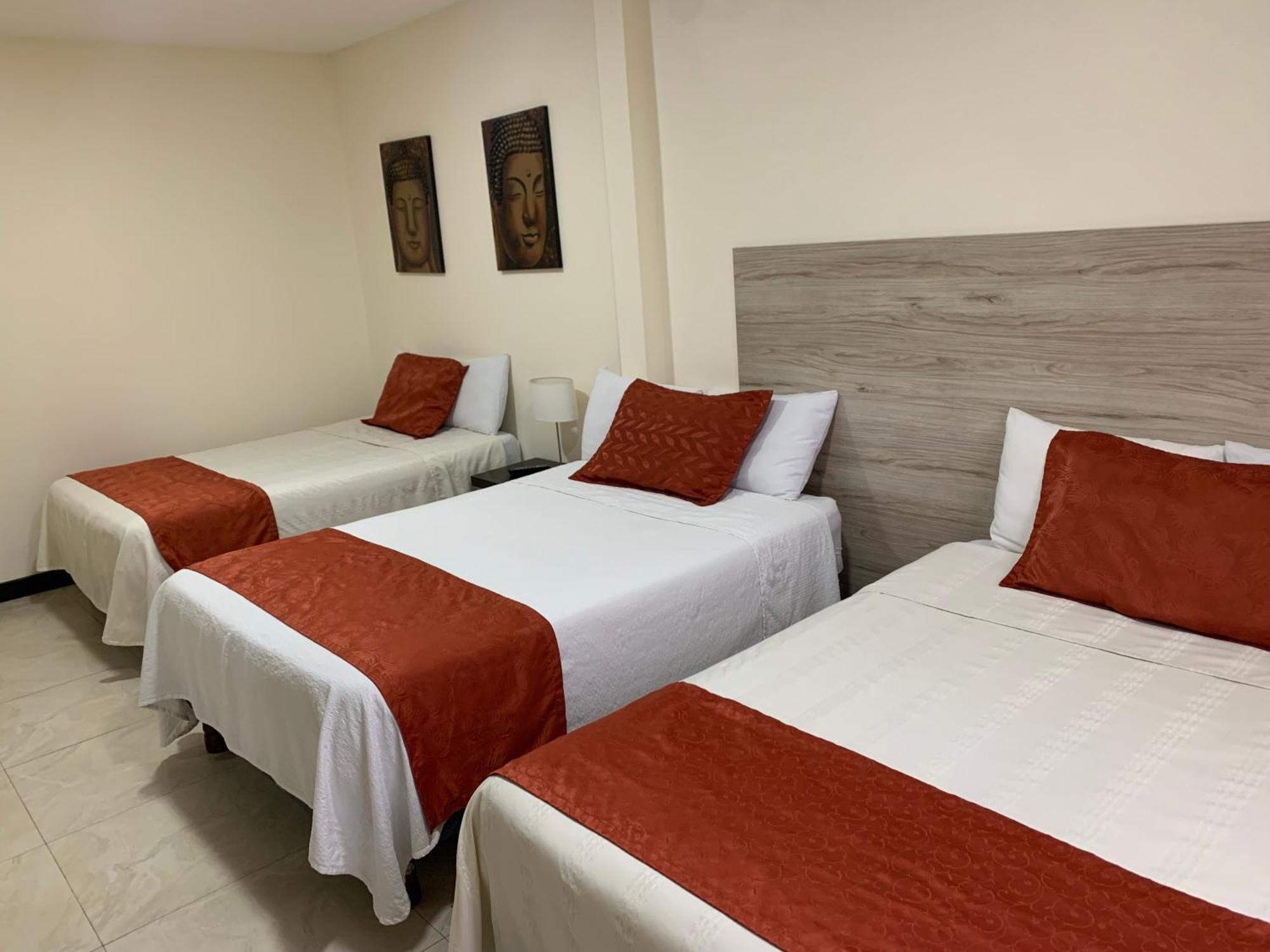 Hotel Las Mercedes Airport-Quito Tababela Extérieur photo